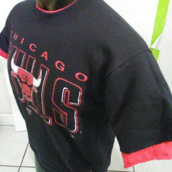 Vintage Chicago Bulls Short Sleeve Sweatshirt - Picture 3 of 6